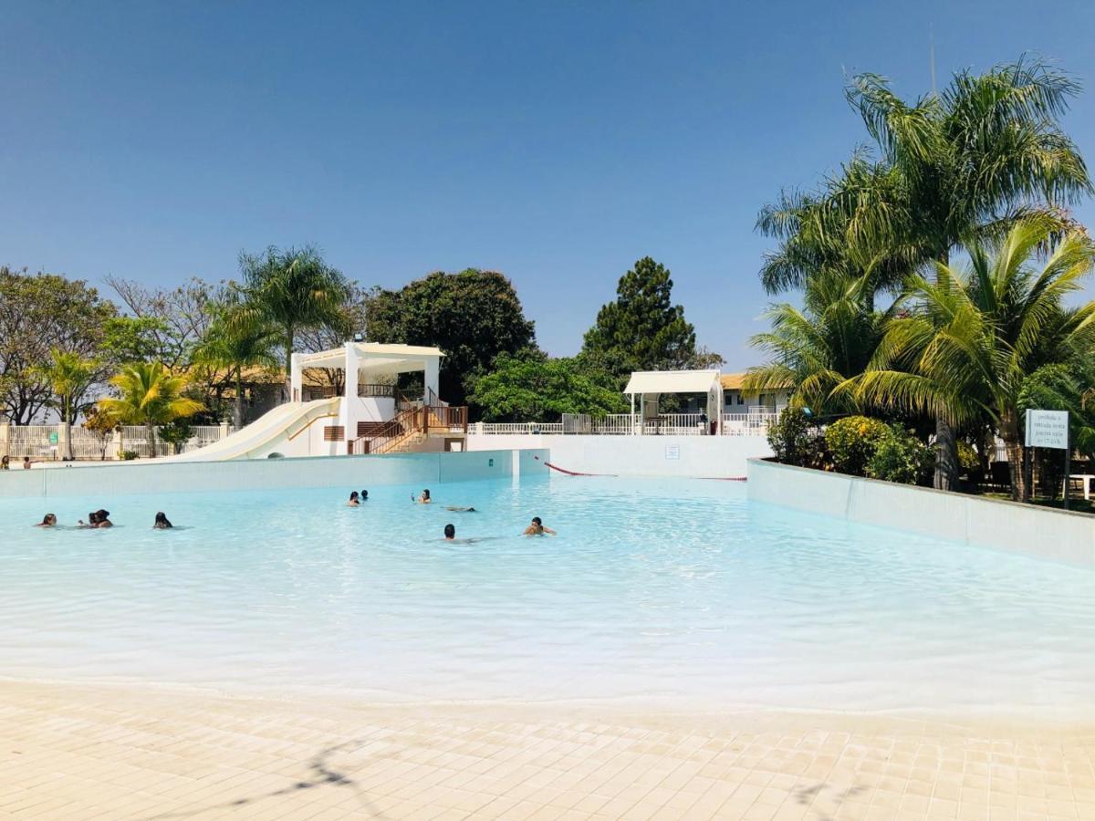 Lacqua Diroma V Apt Localizado Proximo A Portariaparque Aquatico Completo Nao Dispomos De Roupa De Cama E Banho Caldas Novas Kültér fotó